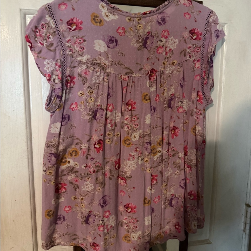 Buffalo David Bitton Floral Blouse in Purple and Pink - Picture 3 of 4